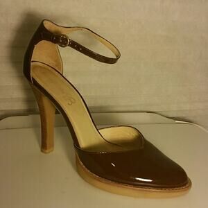 Boutique 58 Brown Patent Leather Heel. 8.5M